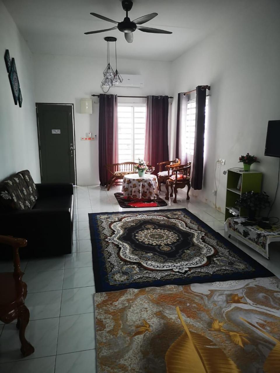 Homestay D'Mama Ifor Muslimi タンジュン・マリム 部屋 写真